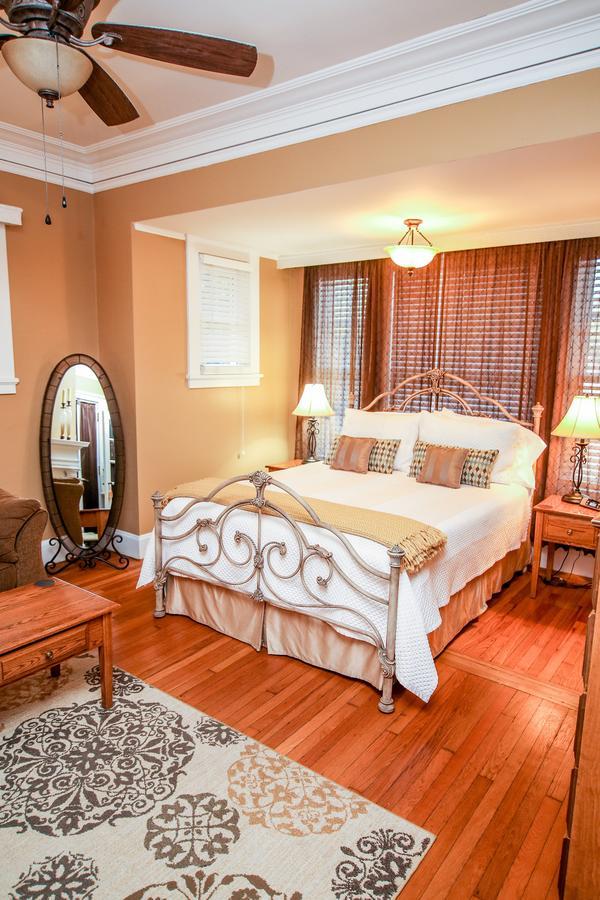 Hawthorne Park Bed And Breakfast Columbus Exterior photo